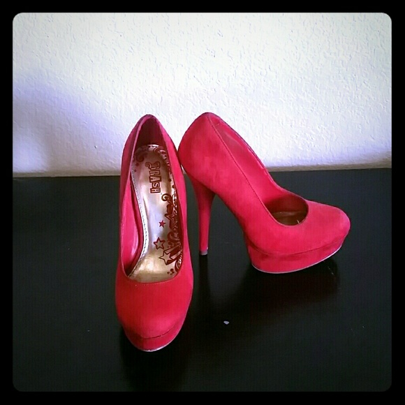 Brash Shoes - 🚫DONATED🚫 4" Red Suede High Heels